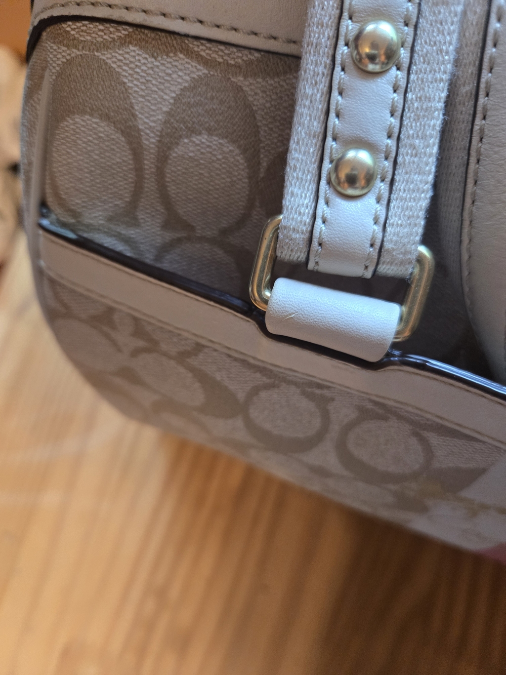Vintage Coach Heritage Signature Stripe Satchel Bag in Beige, Pink & White - Picture 13 of 16